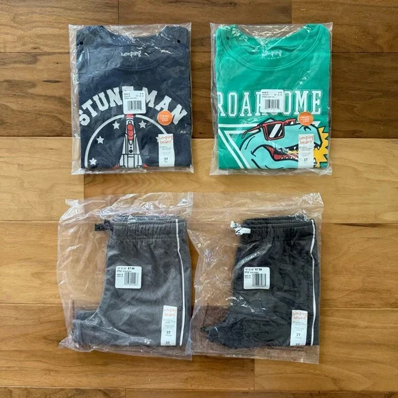 Brand New Bundle! 2 Pairs of Boys Shorts & 2 Short Sleeve T-Shirts, Size 3T - Picture 2 of 6